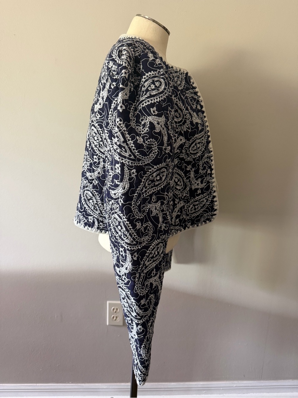 Sea New York Theodora Navy and White Paisley Cropped Jacket - Picture 7 of 9